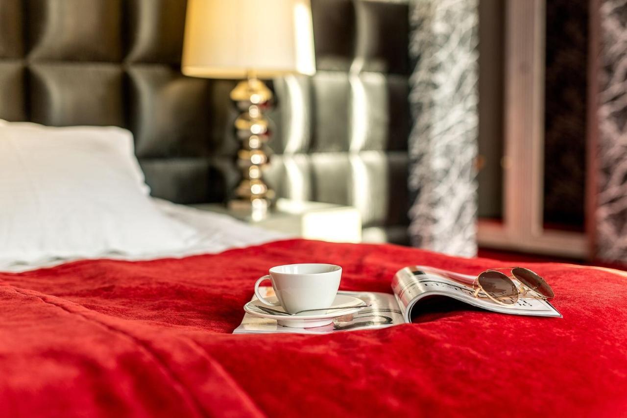 Berberys Park Hotel Kazimierz Dolny Bagian luar foto