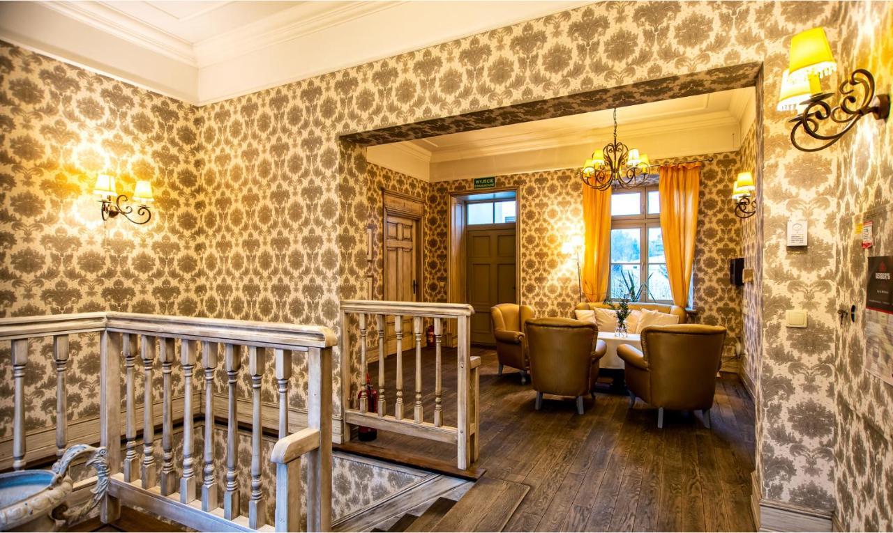 Berberys Park Hotel Kazimierz Dolny Bagian luar foto
